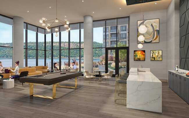 Photo - Hudson Piers