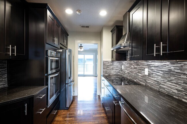 Photo - 49SW1105 Unit 49SW1105L