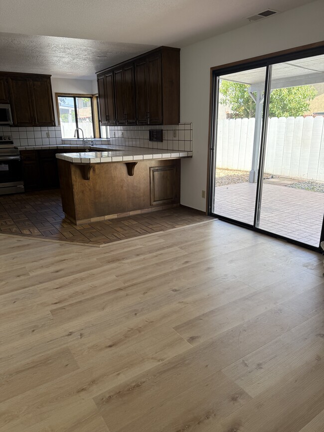 Photo - 1815 Azure Ct