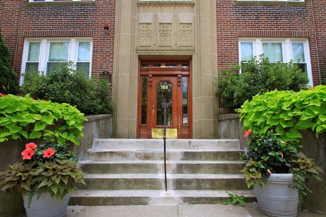 Photo - Beautiful 1Br/1Bth apartment! Heat/Hot Water inc. Must see!