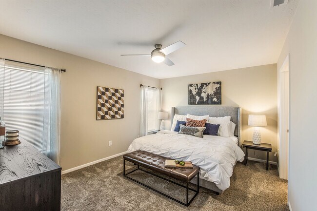 Photo - Redwood Miamisburg