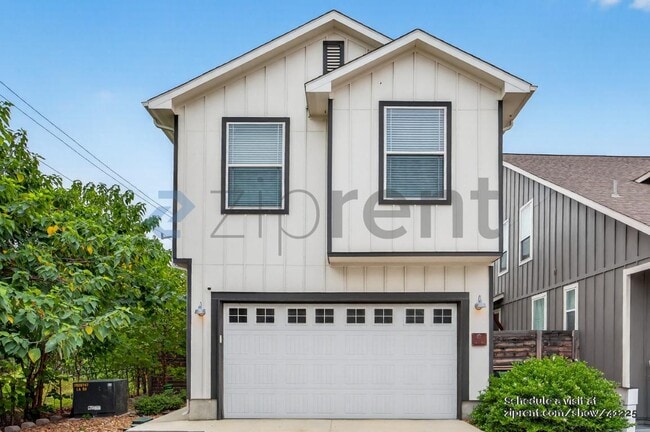 Photo - 1511 E Sandalwood Ln