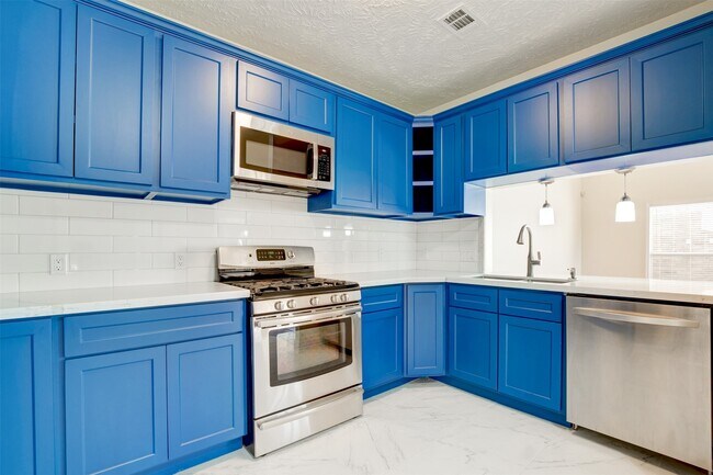 Photo - 11840 Spring Grove Dr