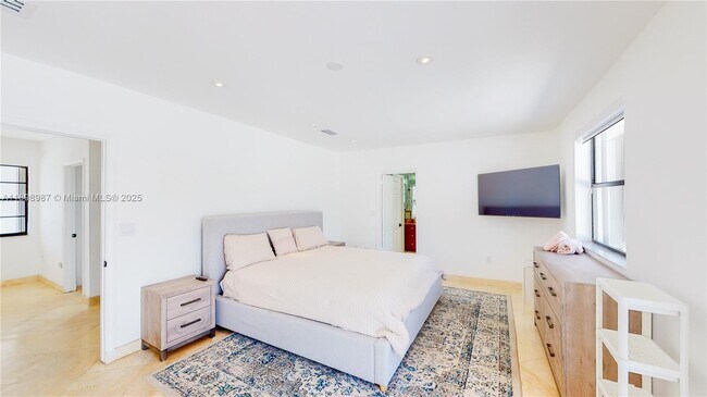 Photo - 19140 N Bay Rd