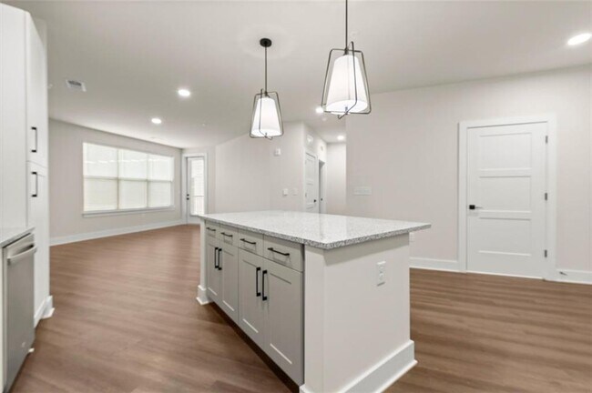 Photo - 2648 Sandy Plains Rd Unit 420