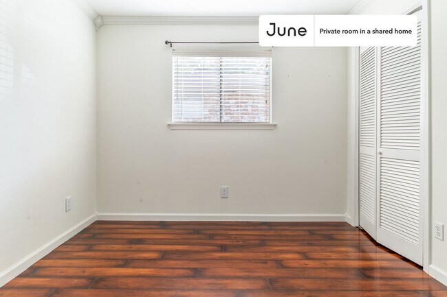 Photo - Room in Shared 4 bed/2 bath home Unit B