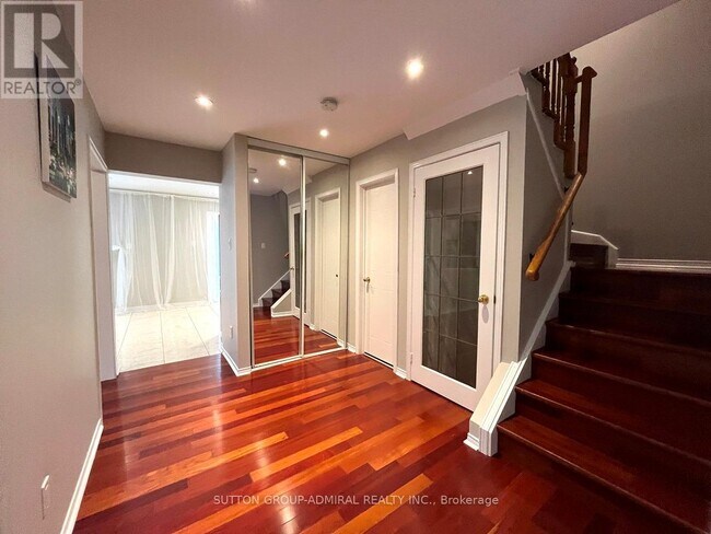 Photo - 71 Covent Cres