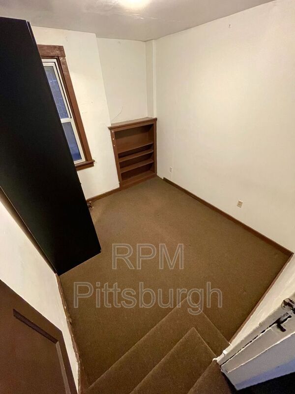 Photo - 149 Chesterfield Rd