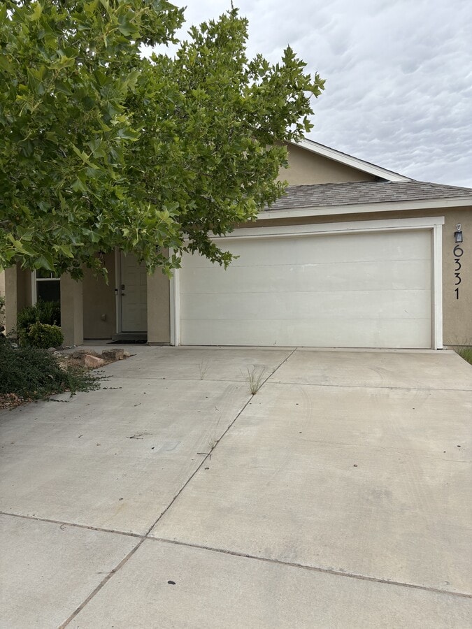 Photo - 6331 Avenida Madrid NW House