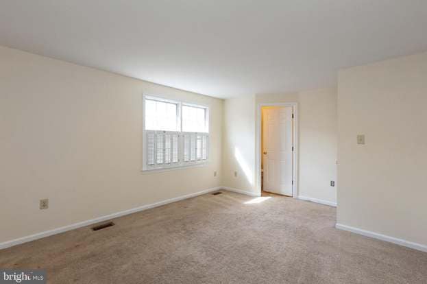 Photo - 8010 Harbor Pl