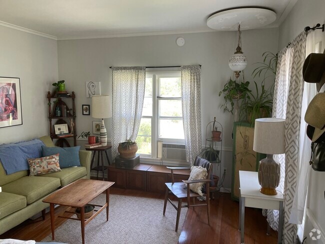 Building Photo - 121 7th St Unit 121 Rental
