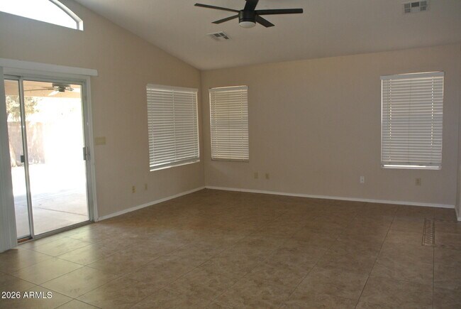 Photo - 6814 W Louise Dr