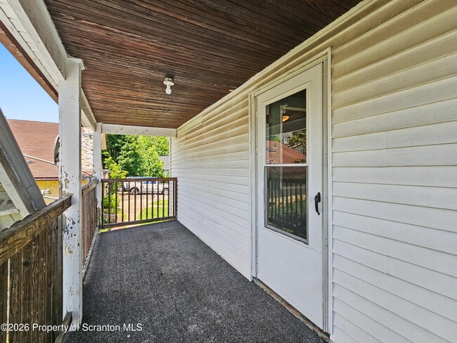 Photo - 1315 Farr St