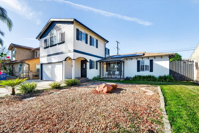 Building Photo - 6257 Bluebell Ave