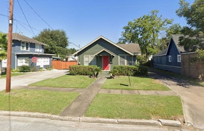 Building Photo - 2460 North St Unit 2460 North St  A