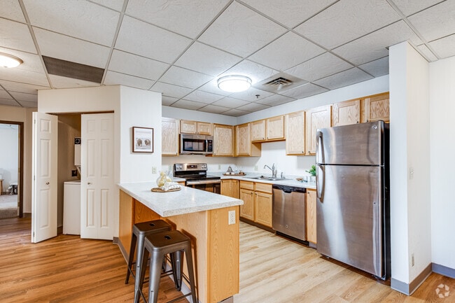 2BR, 2BA - Kitchen