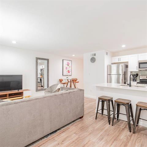 Building Photo - 606 N Marsalis Ave Unit 107 Rental