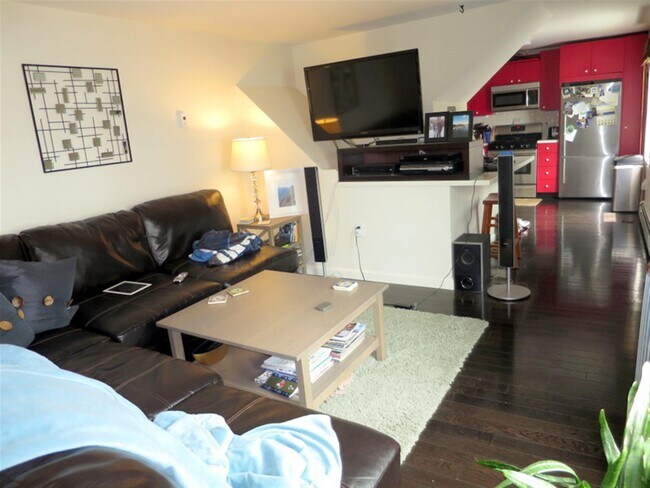 3 Jefferson St Unit 2