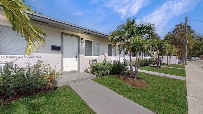 Photo - 891 SW 5th St Unidad 4