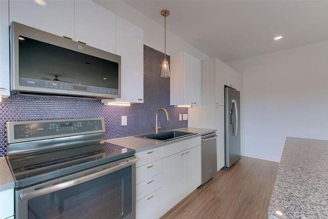 Photo - 4361 S Congress Ave Unit 210