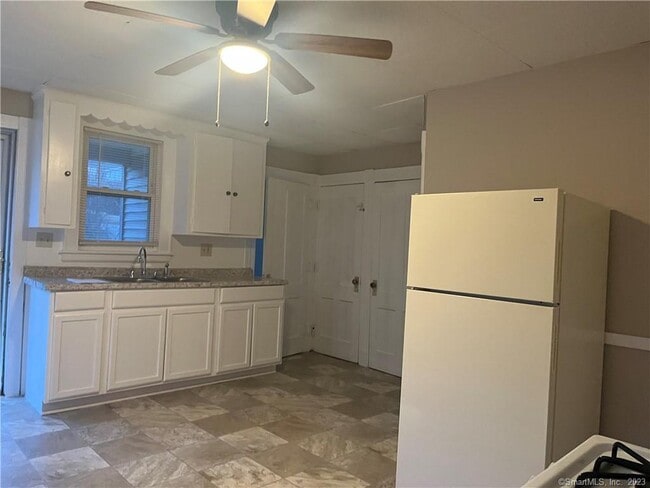 Photo - 253 N Main St Unit 1