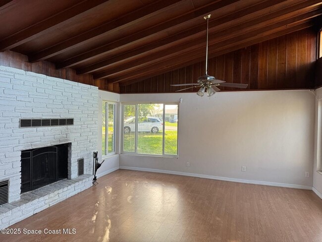 Photo - 2530 Vernon Dr NE