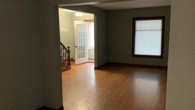 Photo - 417 3rd Ave E