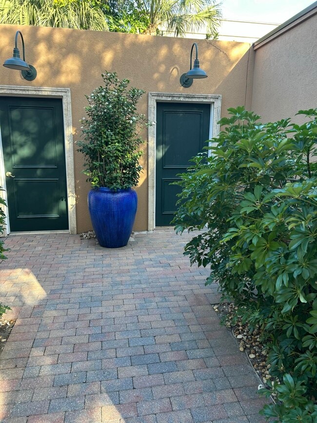 Photo - 11627 SE Florida Ave