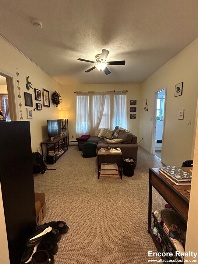 Building Photo - 111 Norway St Unit 303