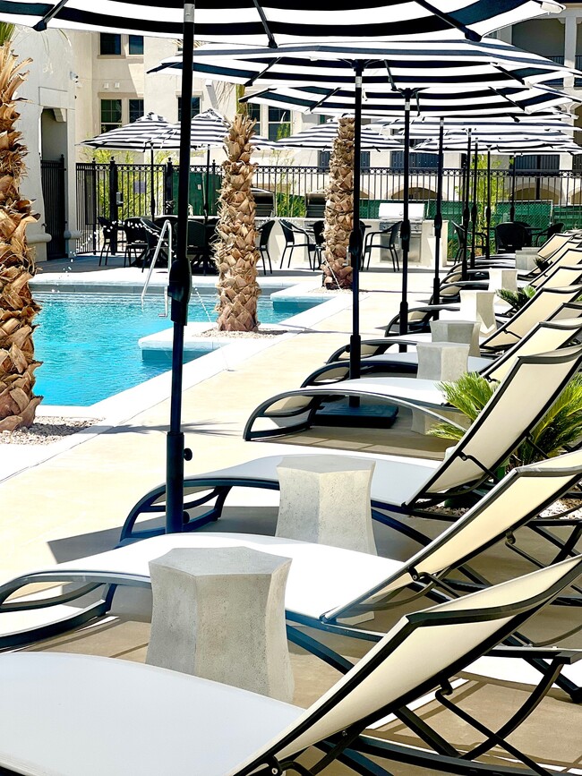 Photo - Las Mansiones at Eastlake