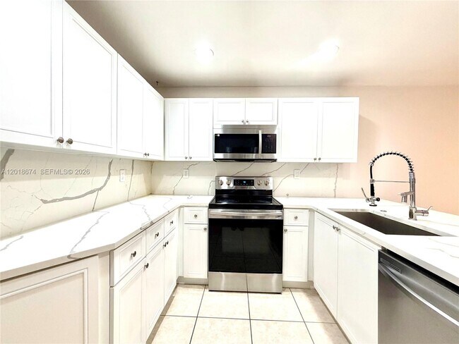 Photo - 16336 SW 48th Terrace
