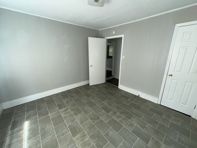 Photo - 3755 Newman Ave