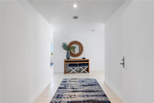 Photo - 2200 N Ocean Blvd Unidad S1406