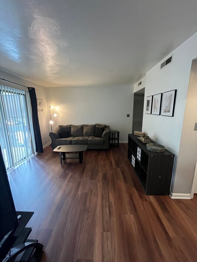 Photo - 2840 Colonial Ave SW Unit A9