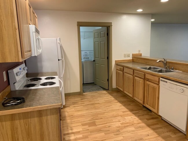 Photo - Beautifully Maintained Townhome
