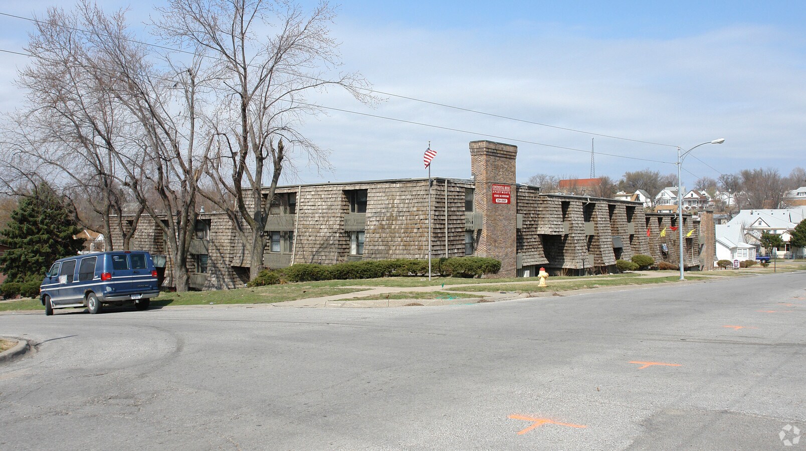 Continental House Apartments - Continental House Apartments