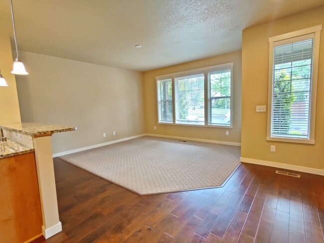 Photo - 7201 Spencer Ave NE