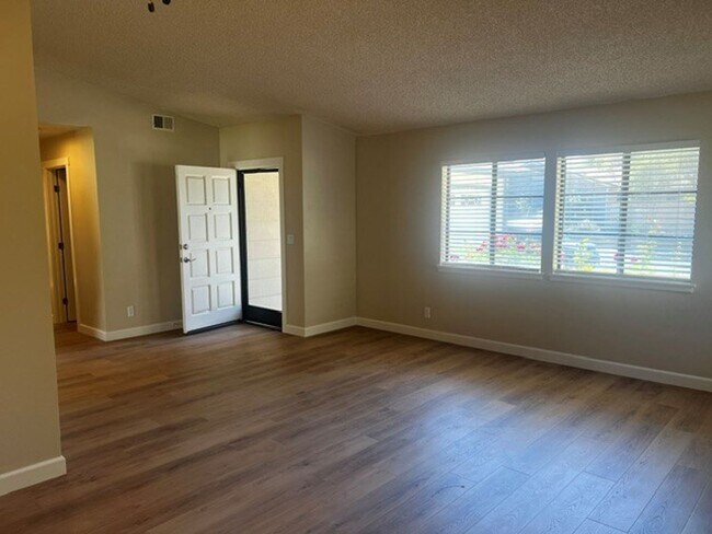 133 Shadow Mountain Dr