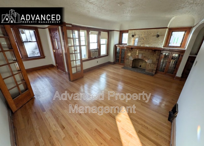 Photo - 3893 Dr. William Finlayson St