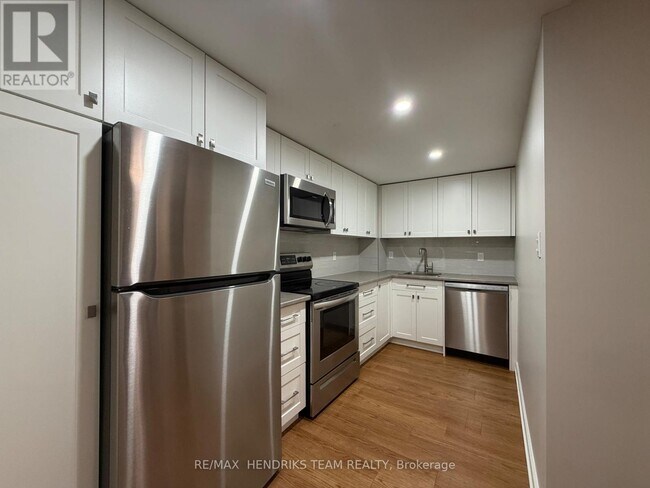 Photo - 234 Oakdale Ave Unit 210