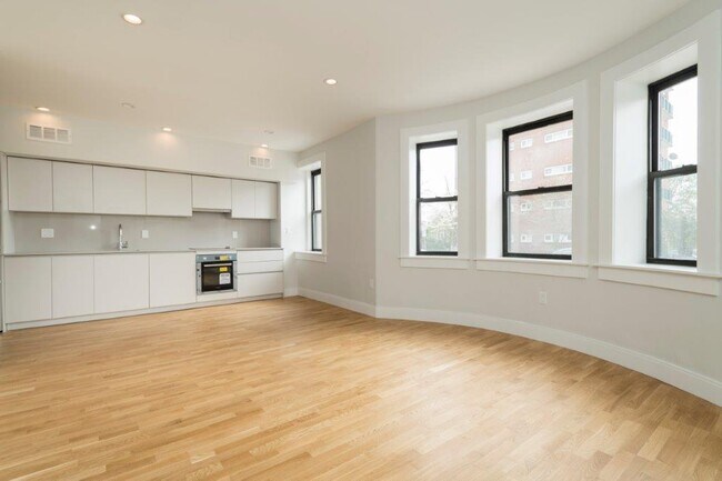 Photo - 129 Highland Ave Apartments Unit 11