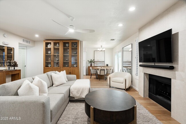 Photo - 11079 N 109th Pl