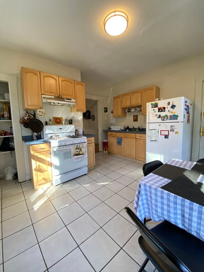 Photo - 108 Hyde Park Ave Unidad 3