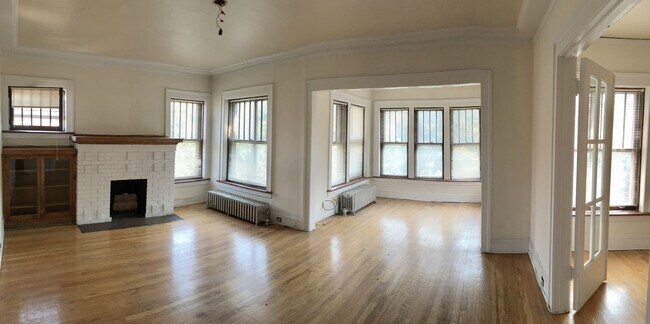 5752-58 N Winthrop Ave