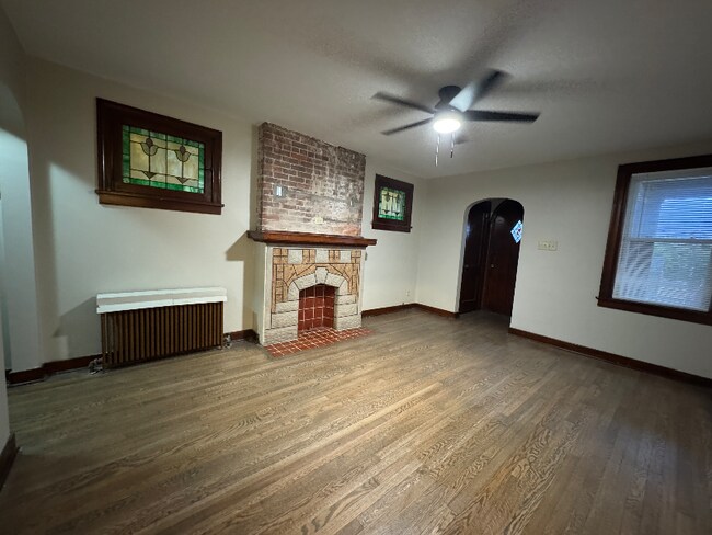 Photo - 52 Owendale Ave