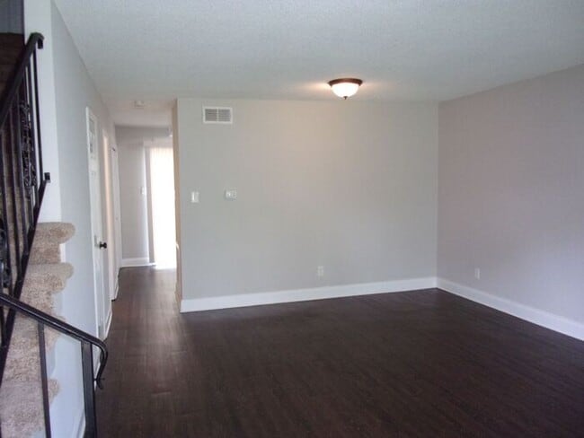 Photo - Recently Renovated 2 Bedroom 1 1/2 Bath To...