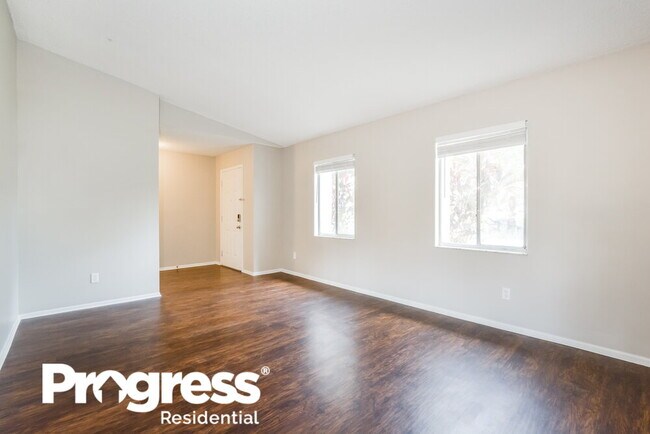 Photo - 1891 Aster Dr