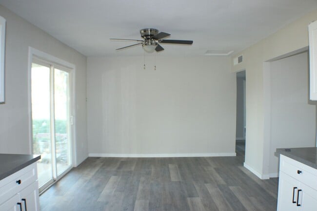 Photo - Beautiful Rental with Fireplace, Granite Counters & Relaxing Backyard