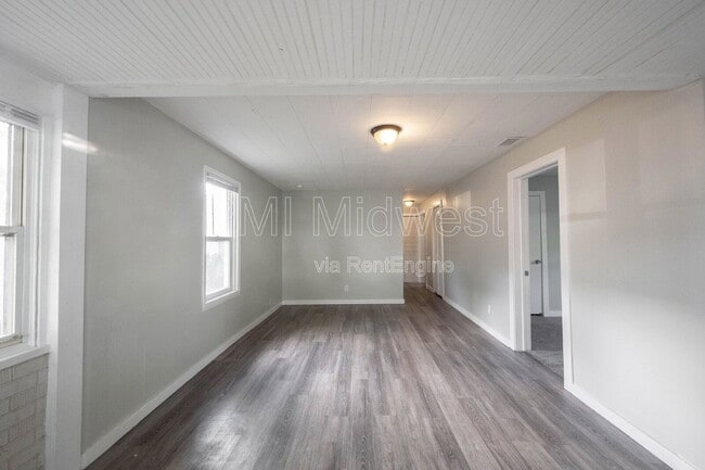 Photo - 3907 Hoyt Ave