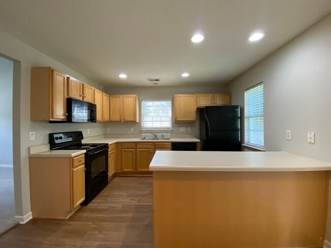 Photo - 3006 Kensington Pl